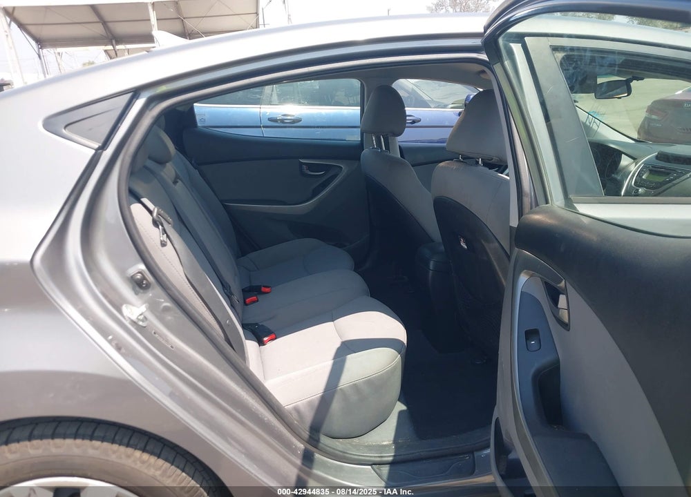 2013 HYUNDAI ELANTRA VIN: 5NPDH4AEXDH211159