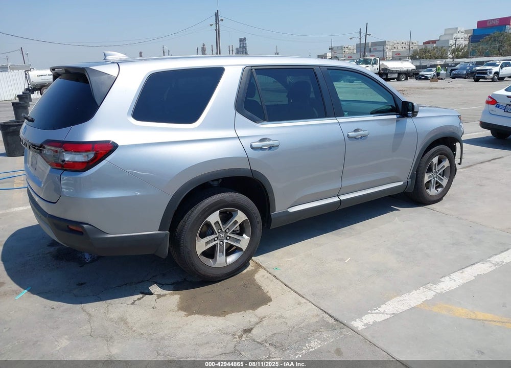 2024 HONDA PILOT VIN: 5FNYG1H45RB034266