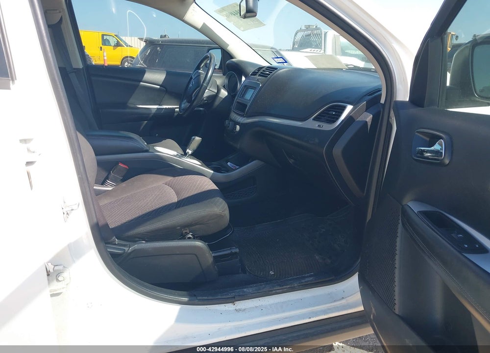 2016 DODGE JOURNEY VIN: 3C4PDCBG3GT101657