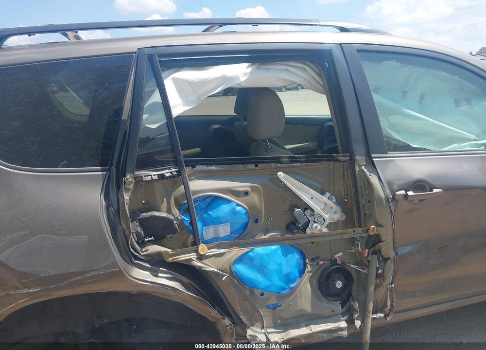 2011 TOYOTA RAV4 VIN: 2T3BF4DV2BW145088