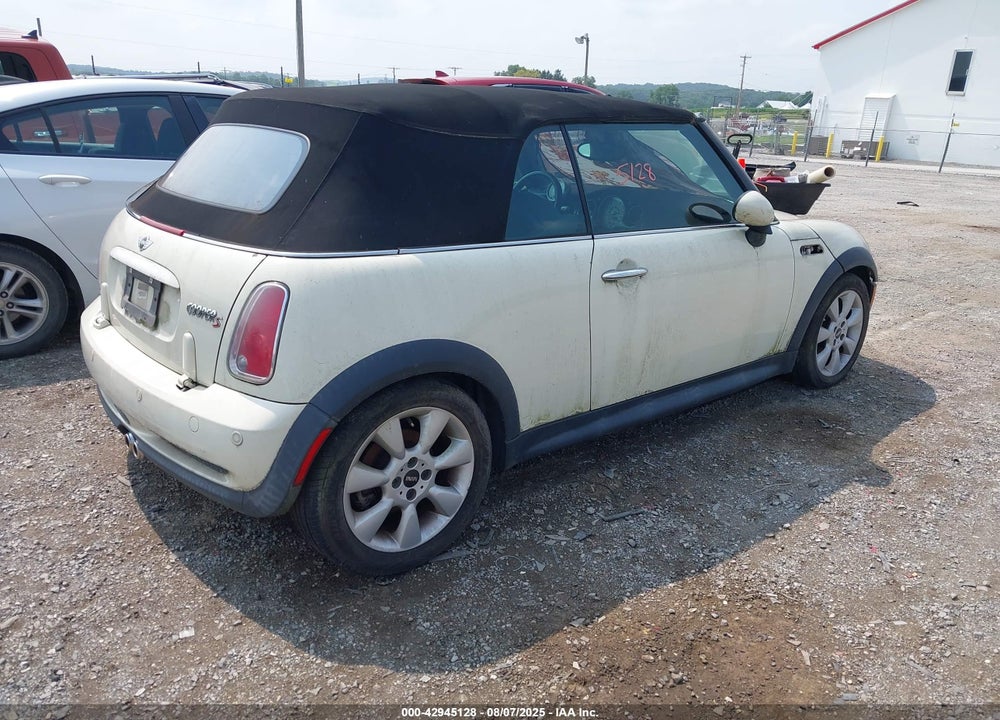 2006 MINI COOPER S VIN: WMWRH33586TF87466