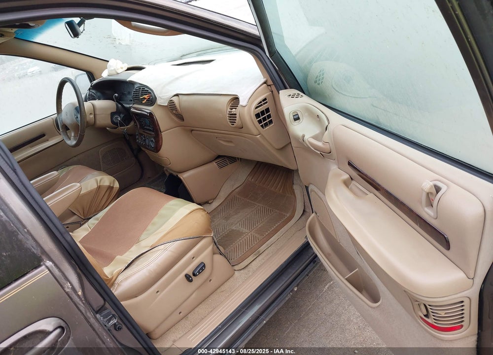 1997 CHRYSLER TOWN & COUNTRY LXI VIN: 1C4GP64L3VB343186