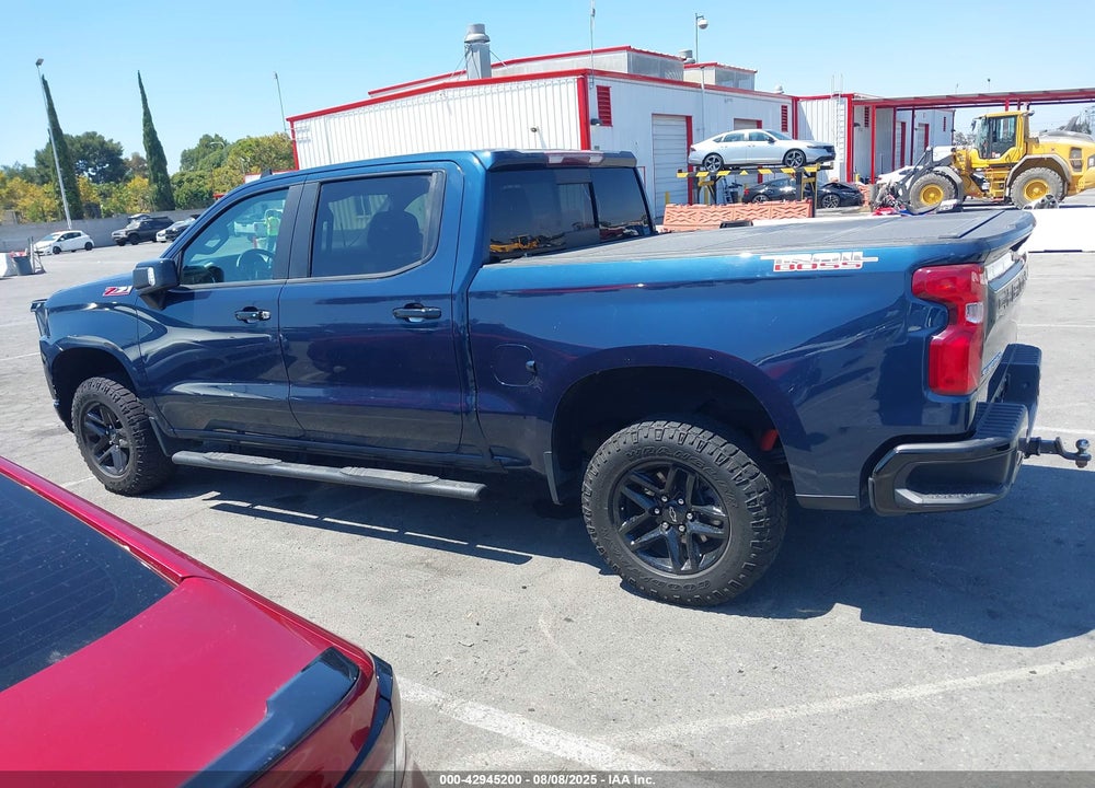 2020 CHEVROLET SILVERADO 1500 4WD SHORT BED LT TRAIL BOSS VIN: 3GCPYFED8LG367055