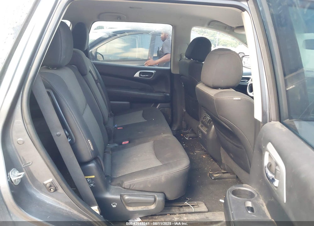 2018 NISSAN PATHFINDER SV VIN: 5N1DR2MM1JC660964
