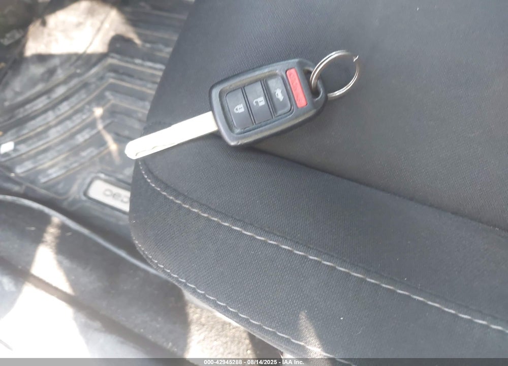 2016 HONDA CIVIC LX VIN: 19XFC2F52GE000678