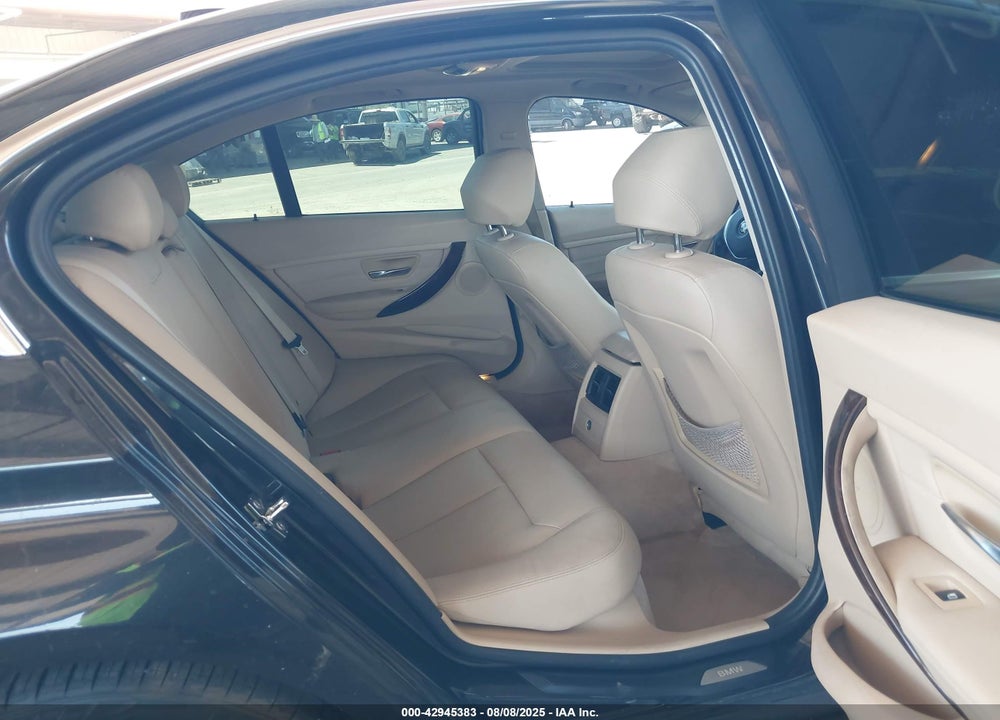 2012 BMW 3 SERIES VIN: WBA3A5C57CF343577