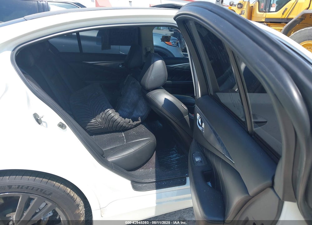 2019 INFINITI Q50 VIN: JN1EV7AR4KM553780