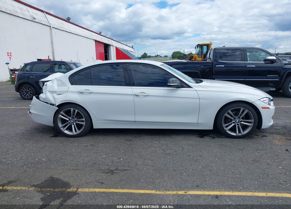 2014 BMW 3 SERIES VIN: WBA3D3C58EK154975