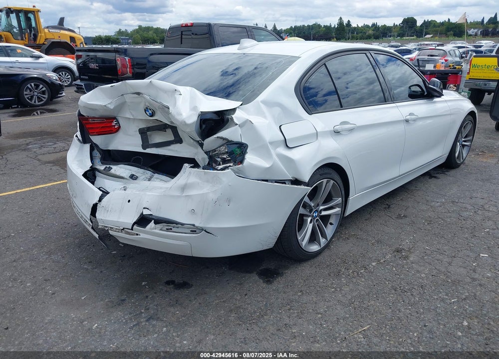 2014 BMW 3 SERIES VIN: WBA3D3C58EK154975