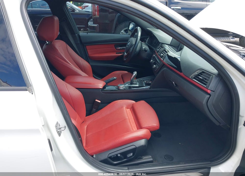 2014 BMW 3 SERIES VIN: WBA3D3C58EK154975
