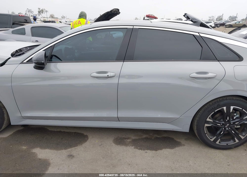 2021 KIA K5 VIN: 5XXG64J26MG060972