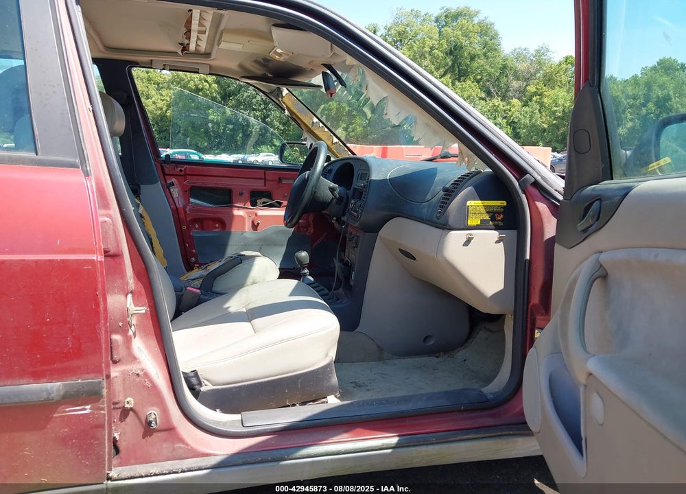 1997 SAAB 900 S VIN: YS3DD55B5V2025722