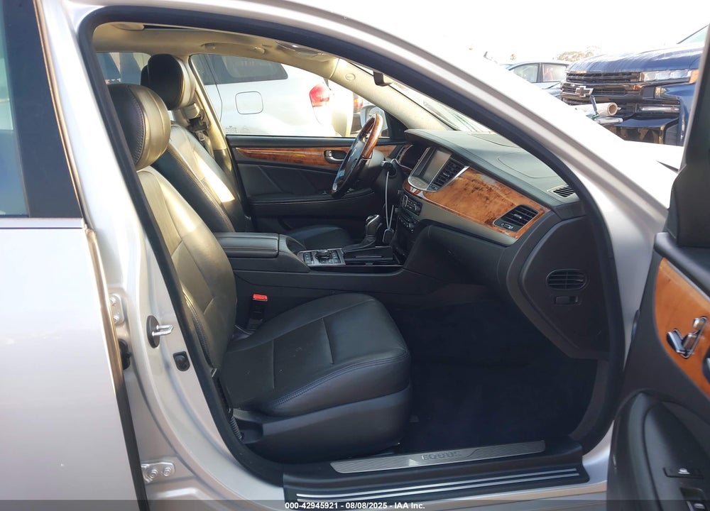 2014 HYUNDAI EQUUS VIN: KMHGH4JH8EU085135