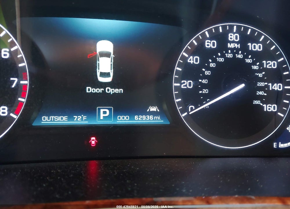 2014 HYUNDAI EQUUS VIN: KMHGH4JH8EU085135