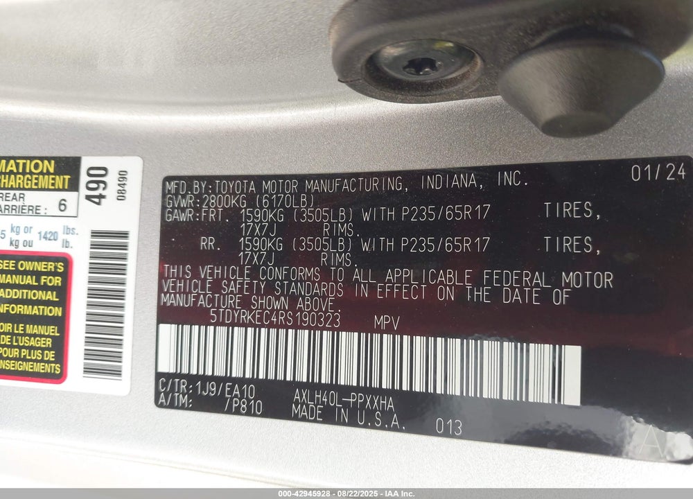 2024 TOYOTA SIENNA XLE VIN: 5TDYRKEC4RS190323