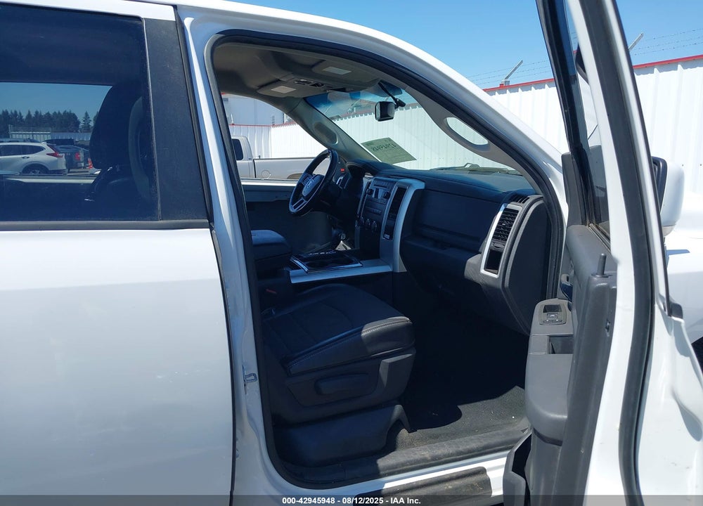 2012 RAM 1500 VIN: 1C6RD7MT2CS252972
