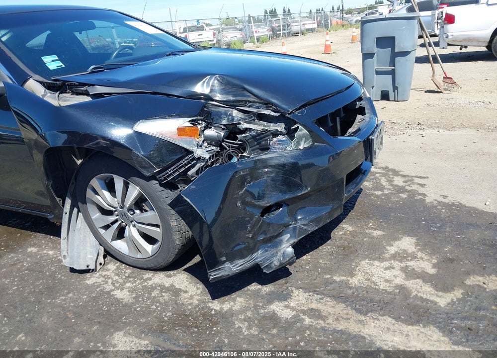 2009 HONDA ACCORD 2.4 EX VIN: 1HGCS12769A017692