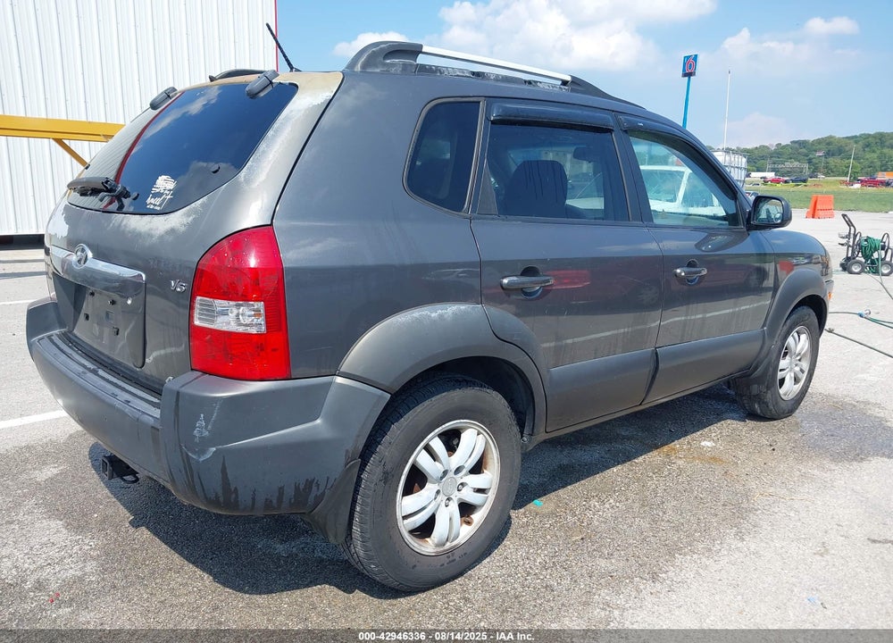 2007 HYUNDAI TUCSON VIN: KM8JN72D97U670997