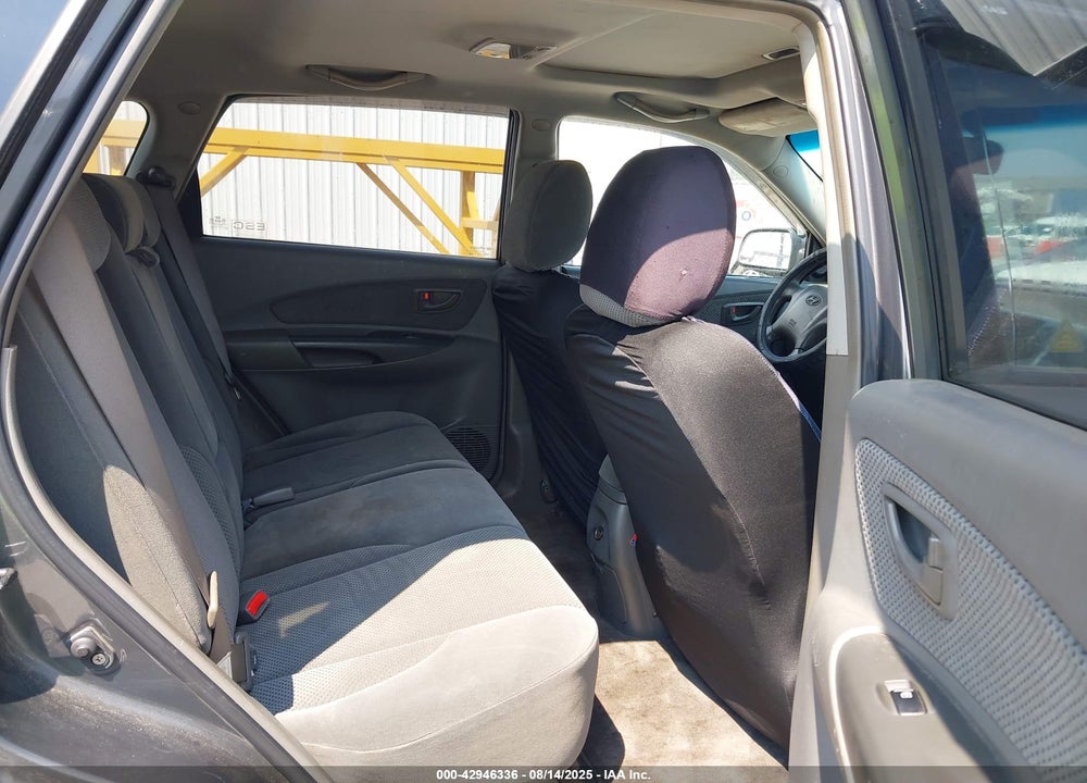 2007 HYUNDAI TUCSON VIN: KM8JN72D97U670997