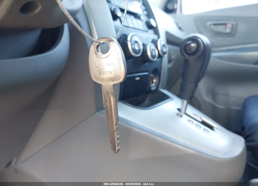 2007 HYUNDAI TUCSON VIN: KM8JN72D97U670997