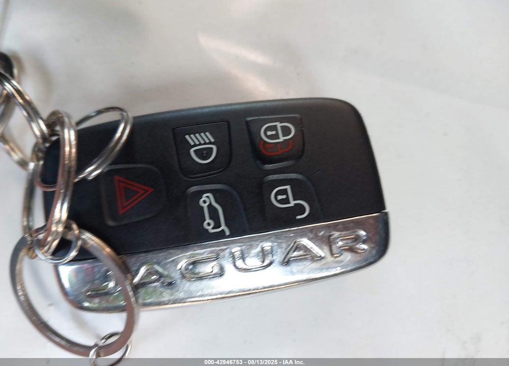 2018 JAGUAR XE 25T PREMIUM VIN: SAJAJ4FX7JCP20474