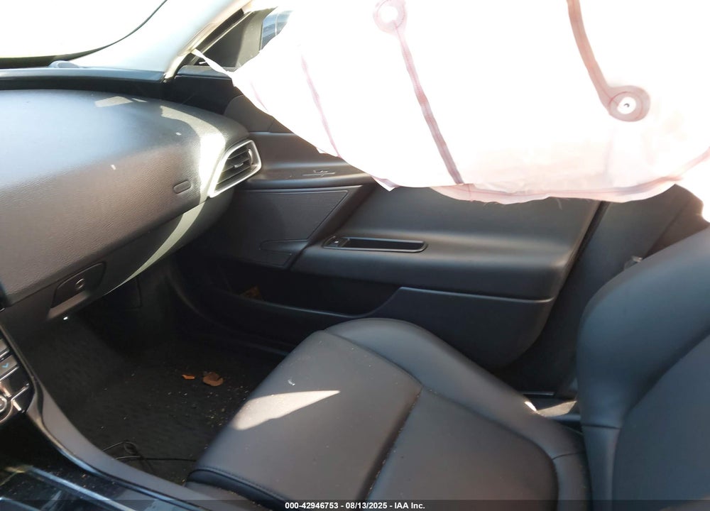 2018 JAGUAR XE 25T PREMIUM VIN: SAJAJ4FX7JCP20474