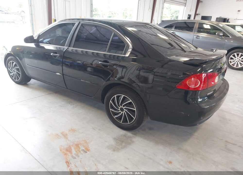 2007 KIA OPTIMA LX VIN: KNAGE123575127737