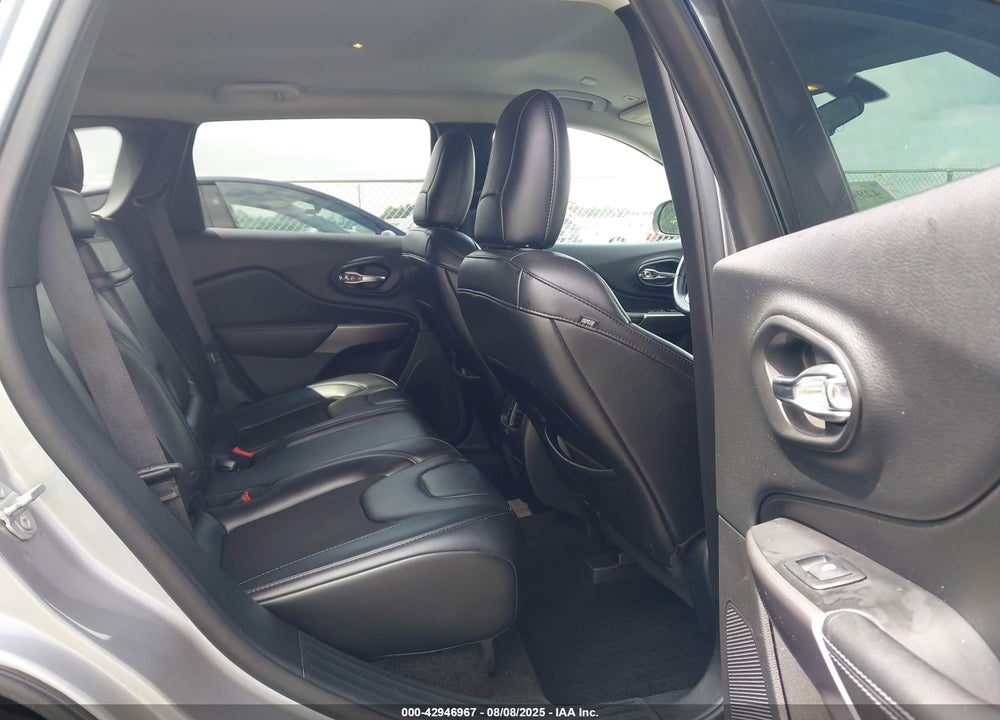 2019 JEEP CHEROKEE VIN: 1C4PJMLN2KD229494