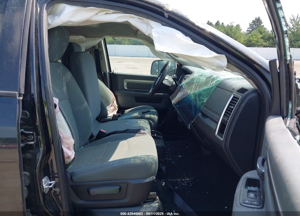 2015 RAM 2500 VIN: 3C6TR5DT5FG619774