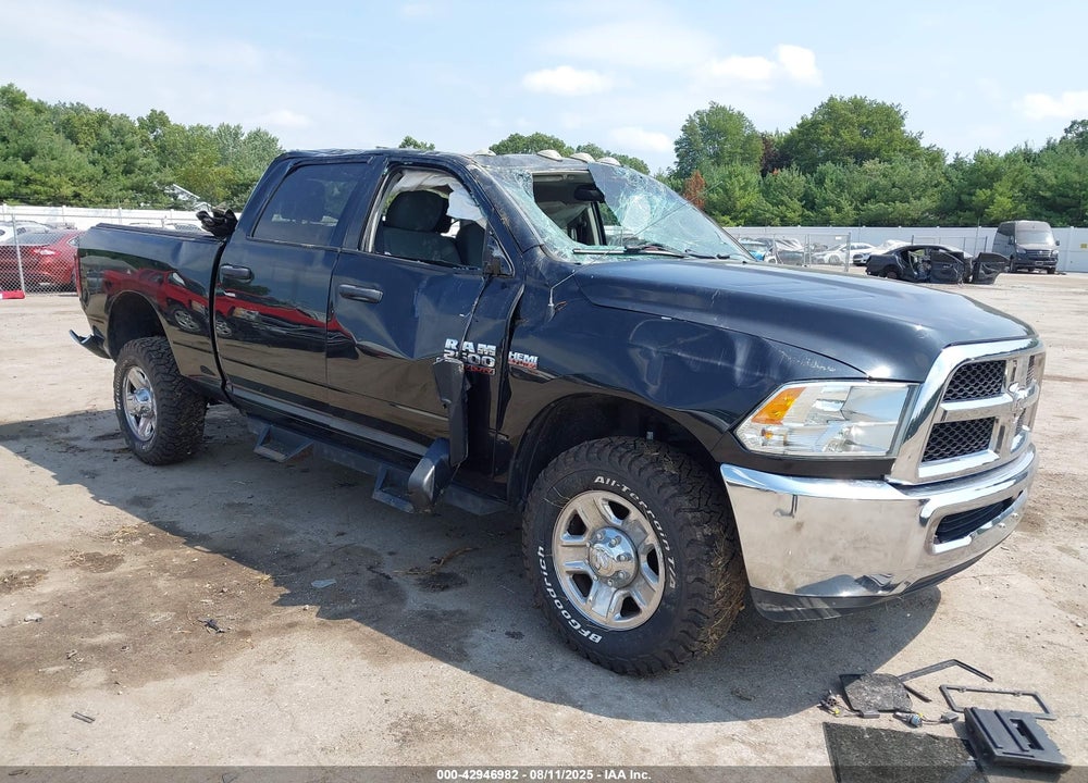 2015 RAM 2500 VIN: 3C6TR5DT5FG619774