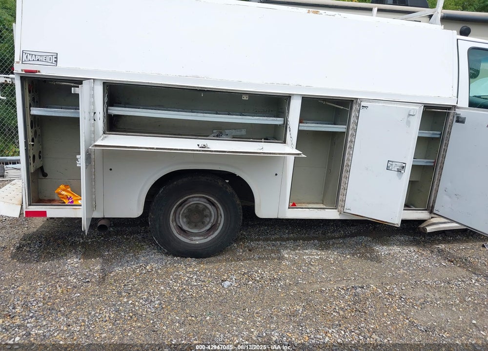2003 FORD E-350 CUTAWAY STANDARD VIN: 1FDSE35L73HB18434