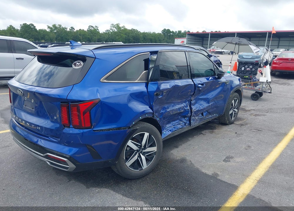 2021 KIA SORENTO VIN: 5XYRL4LC3MG070099