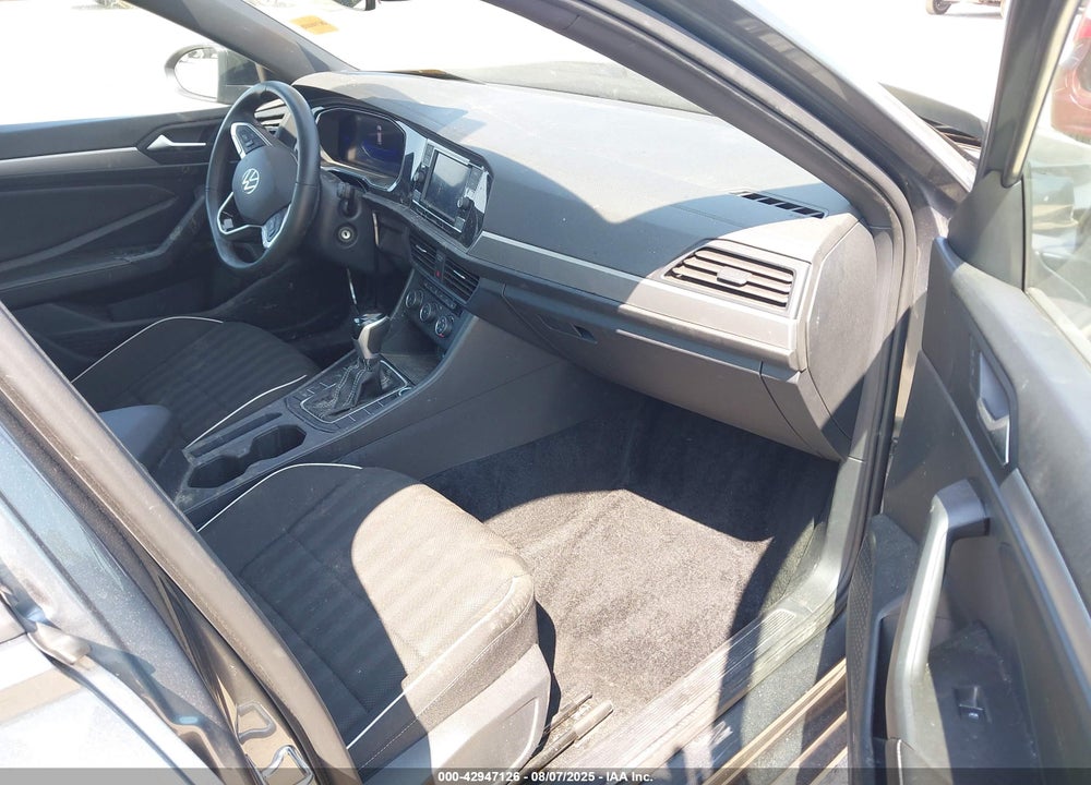 2024 VOLKSWAGEN JETTA 1.5T SPORT VIN: 3VWBM7BU5RM017180