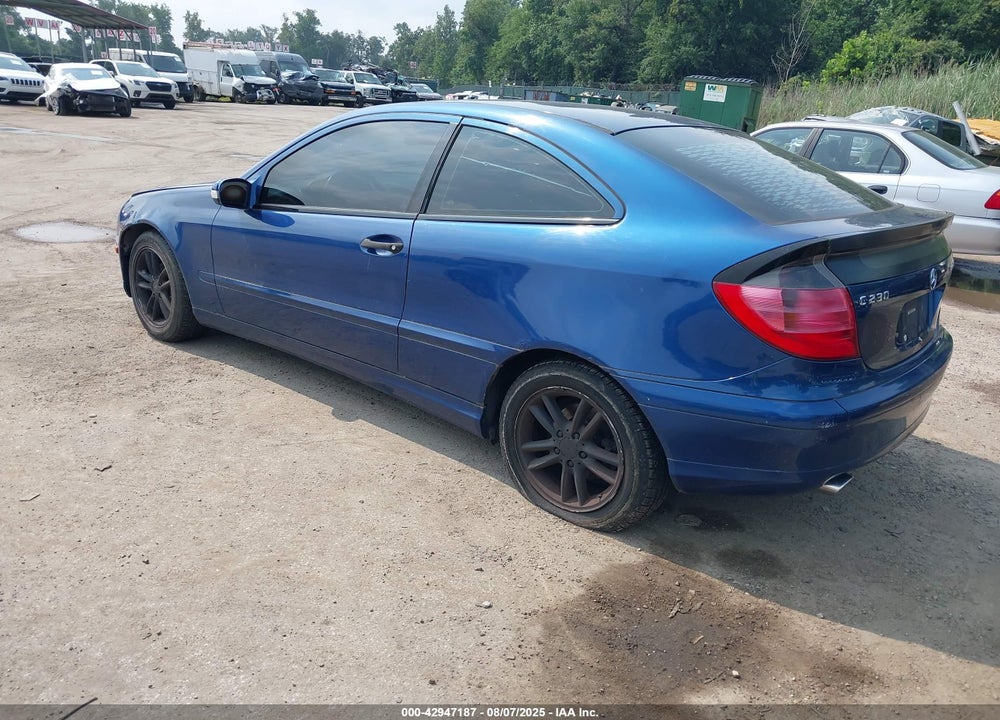 2002 MERCEDES-BENZ C 230 VIN: WDBRN47J42A241800