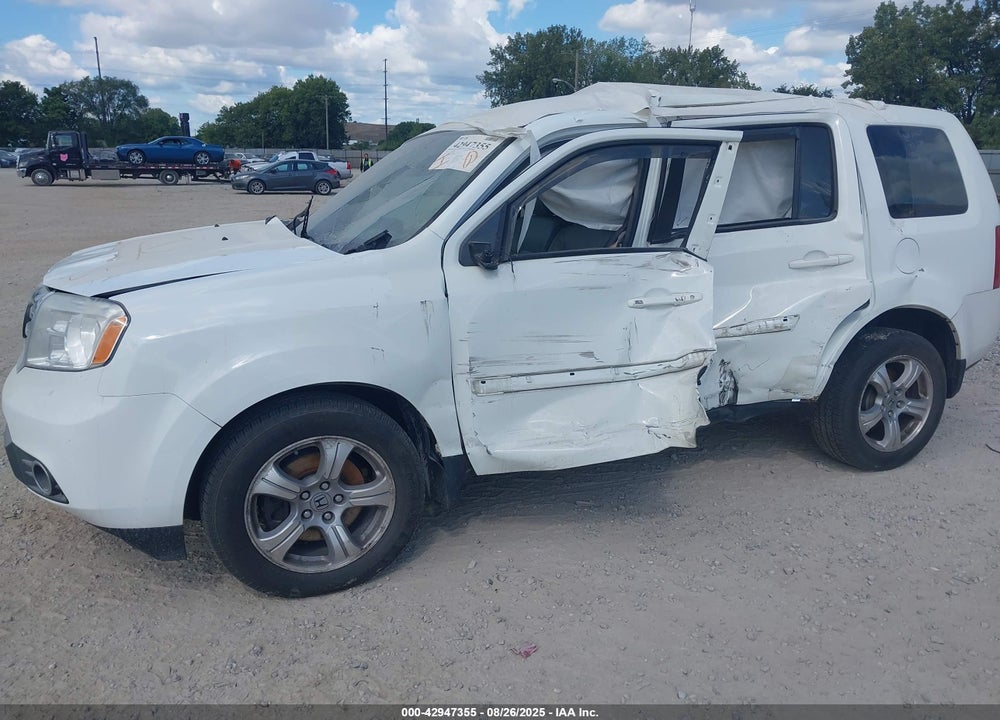 2015 HONDA PILOT VIN: 5FNYF4H54FB023462