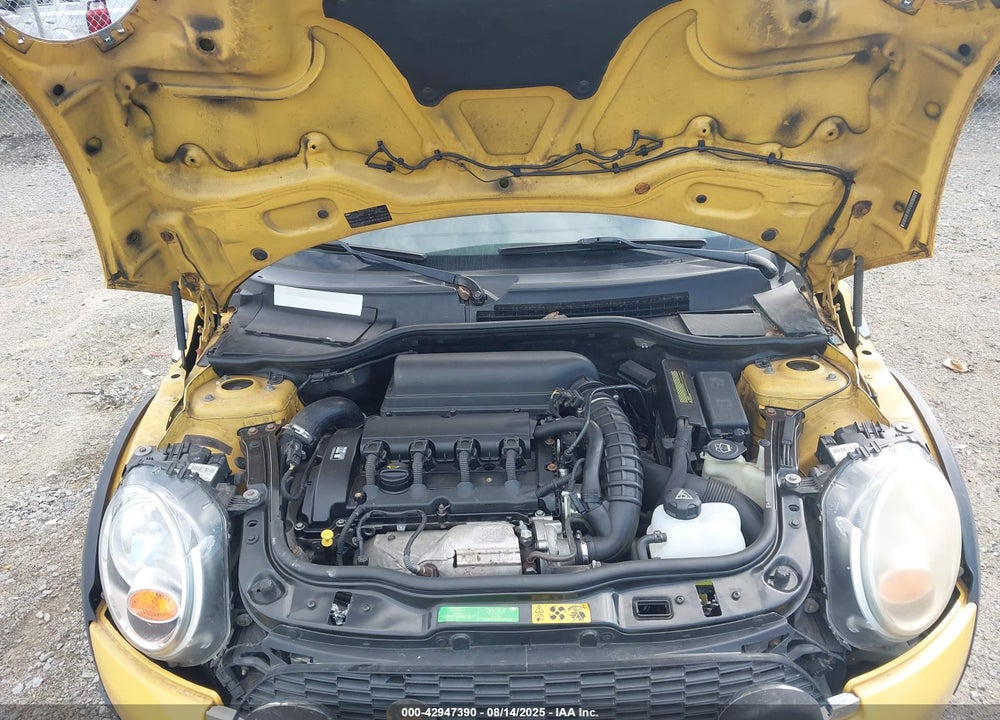 2009 MINI COOPER VIN: WMWMF73579TT95190