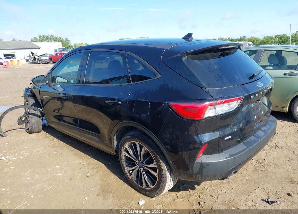 2022 FORD ESCAPE VIN: 1FMCU9G66NUA82540