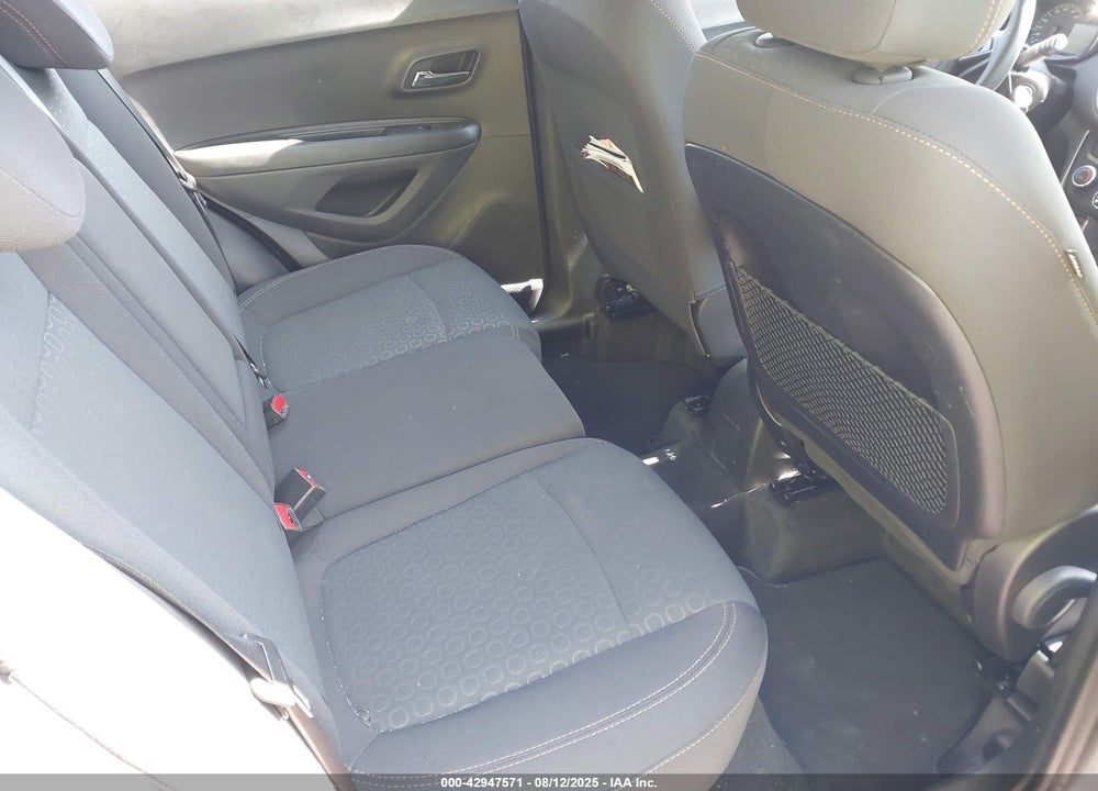 2020 CHEVROLET TRAX FWD LS VIN: 3GNCJKSB9LL156735