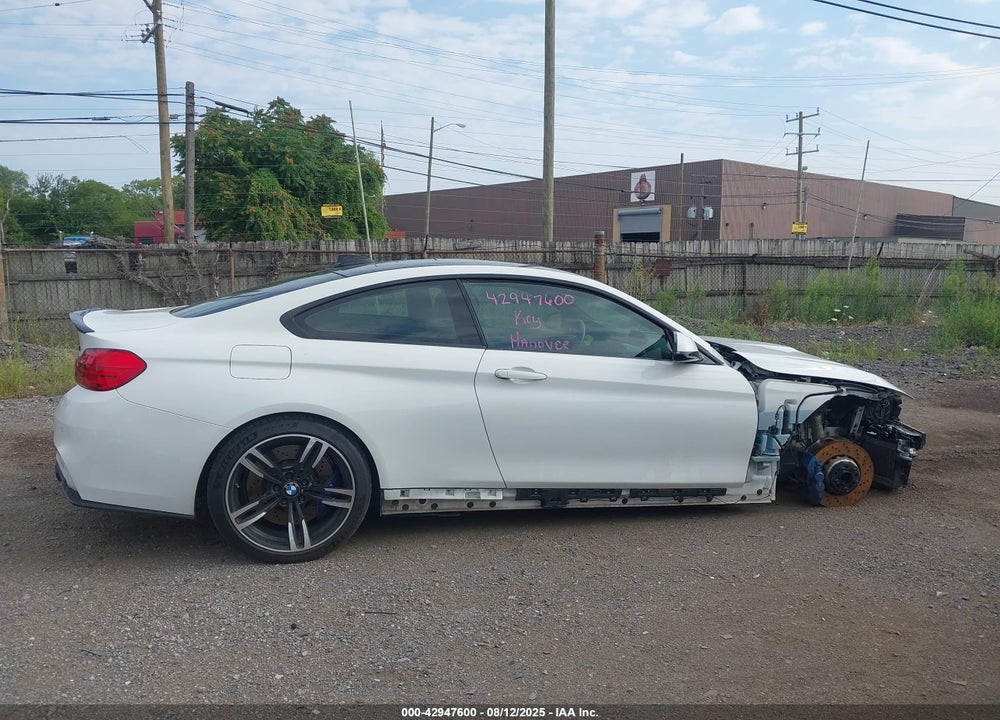 2016 BMW M4 VIN: WBS3R9C57GK336041