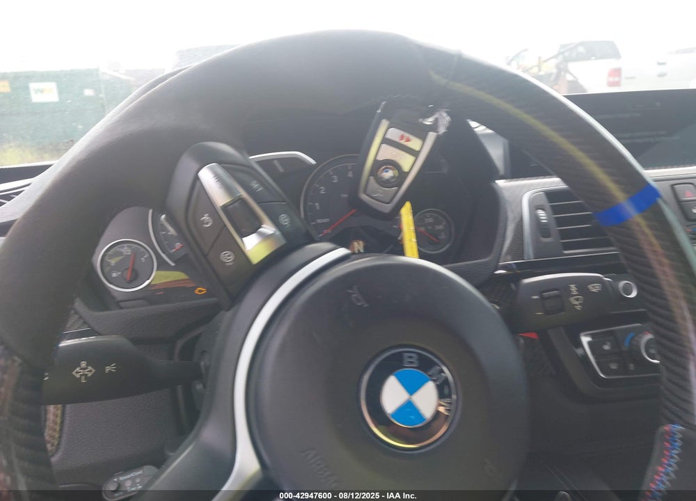 2016 BMW M4 VIN: WBS3R9C57GK336041