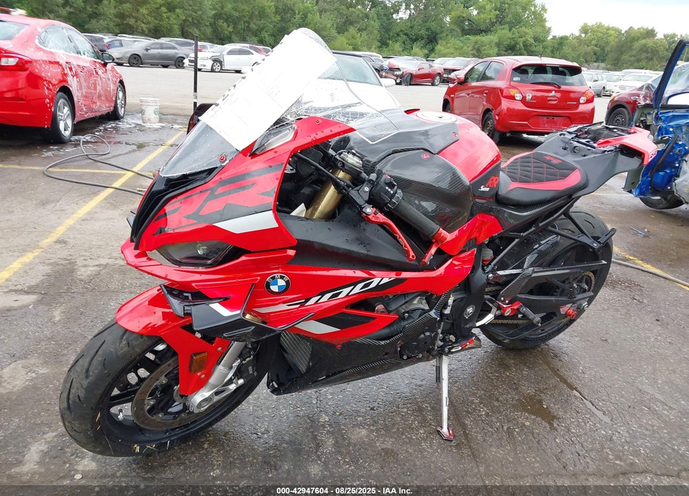 2024 BMW S 1000 RR VIN: WB10E6301R6J90043