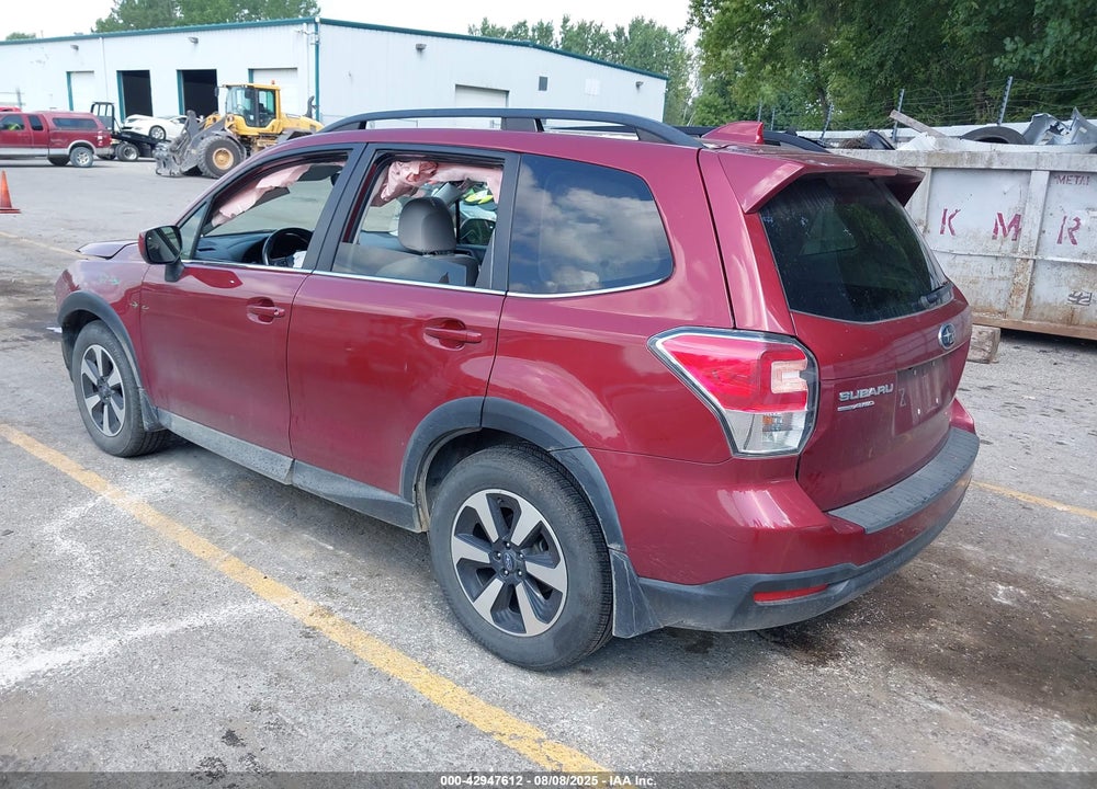 2018 SUBARU FORESTER VIN: JF2SJAJC4JH491861
