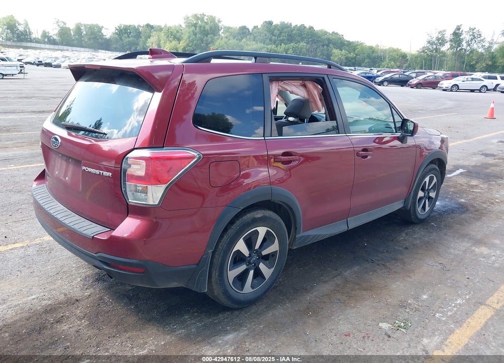 2018 SUBARU FORESTER VIN: JF2SJAJC4JH491861