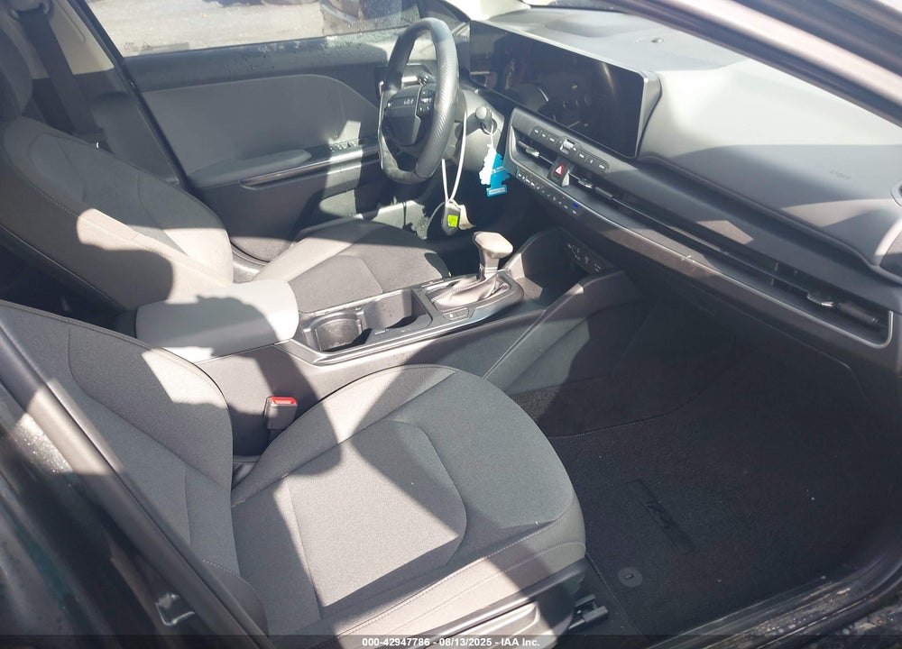 2025 KIA K4 VIN: 3KPFT4DE2SE156999