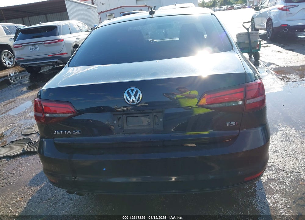 2017 VOLKSWAGEN JETTA VIN: 3VWDB7AJ7HM296345