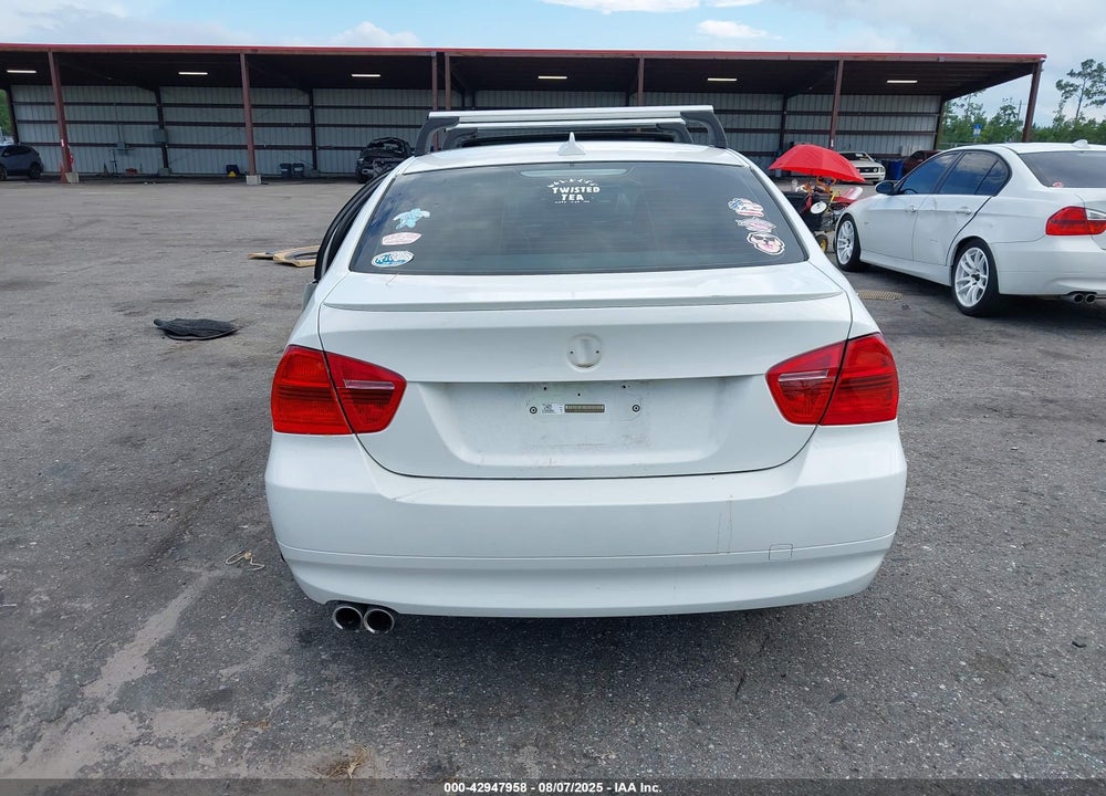 2008 BMW 328I VIN: WBAVA37558NL52752