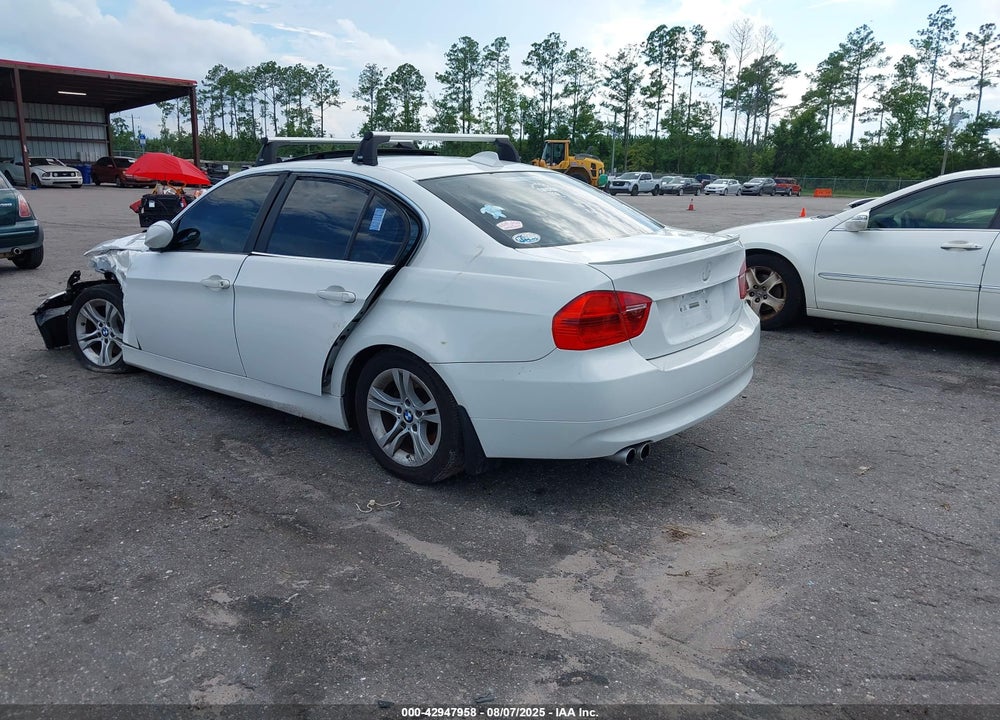 2008 BMW 328I VIN: WBAVA37558NL52752
