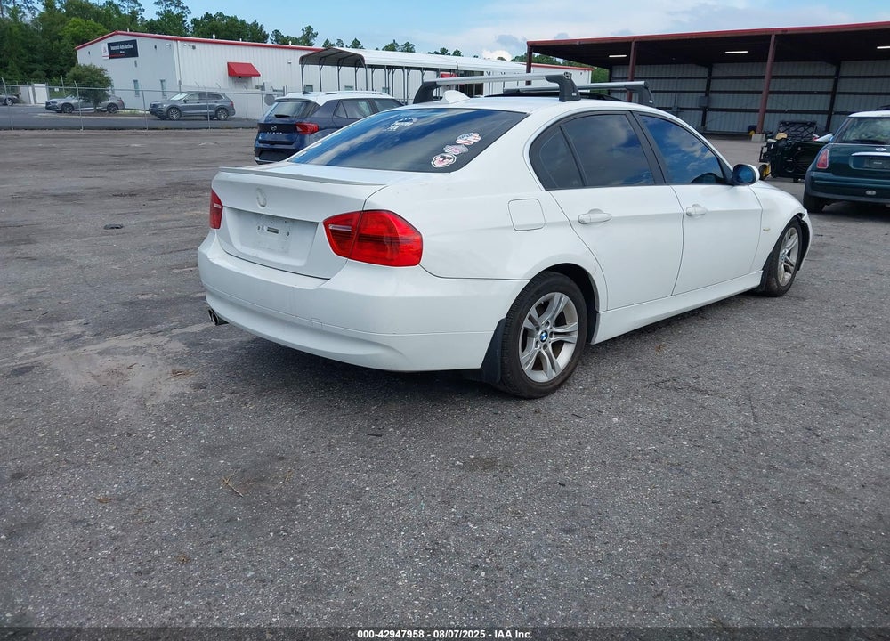 2008 BMW 328I VIN: WBAVA37558NL52752