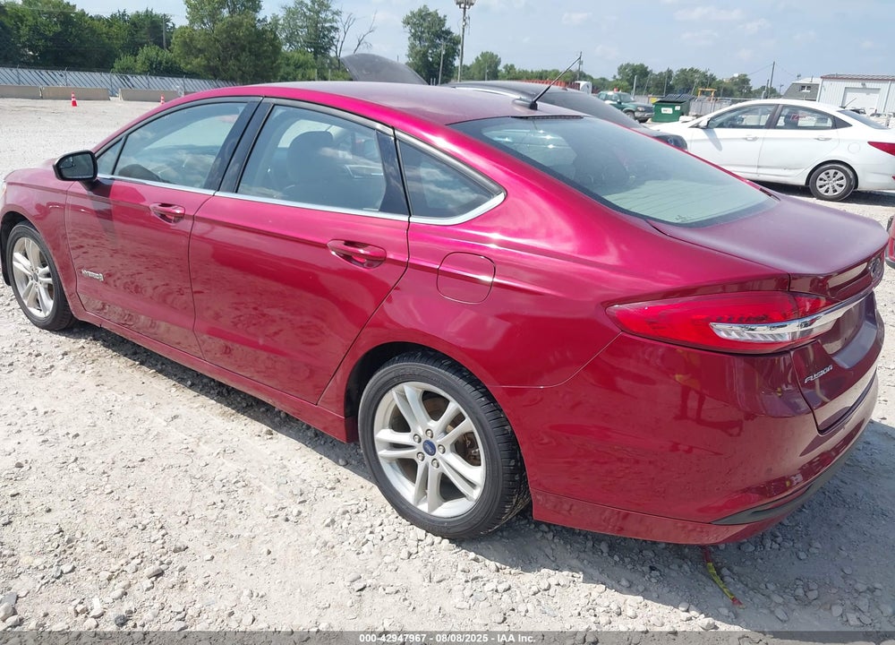 2018 FORD FUSION VIN: 3FA6P0LU0JR140772