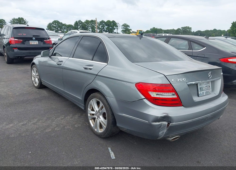 2013 MERCEDES-BENZ C 300 LUXURY 4MATIC VIN: WDDGF8AB3DR273873